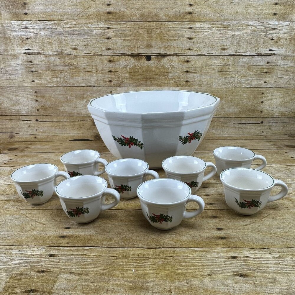 Pfaltzgraff 2002 Christmas Heritage Punch Bowl Set RETIRED, VINTAGE, RARE!